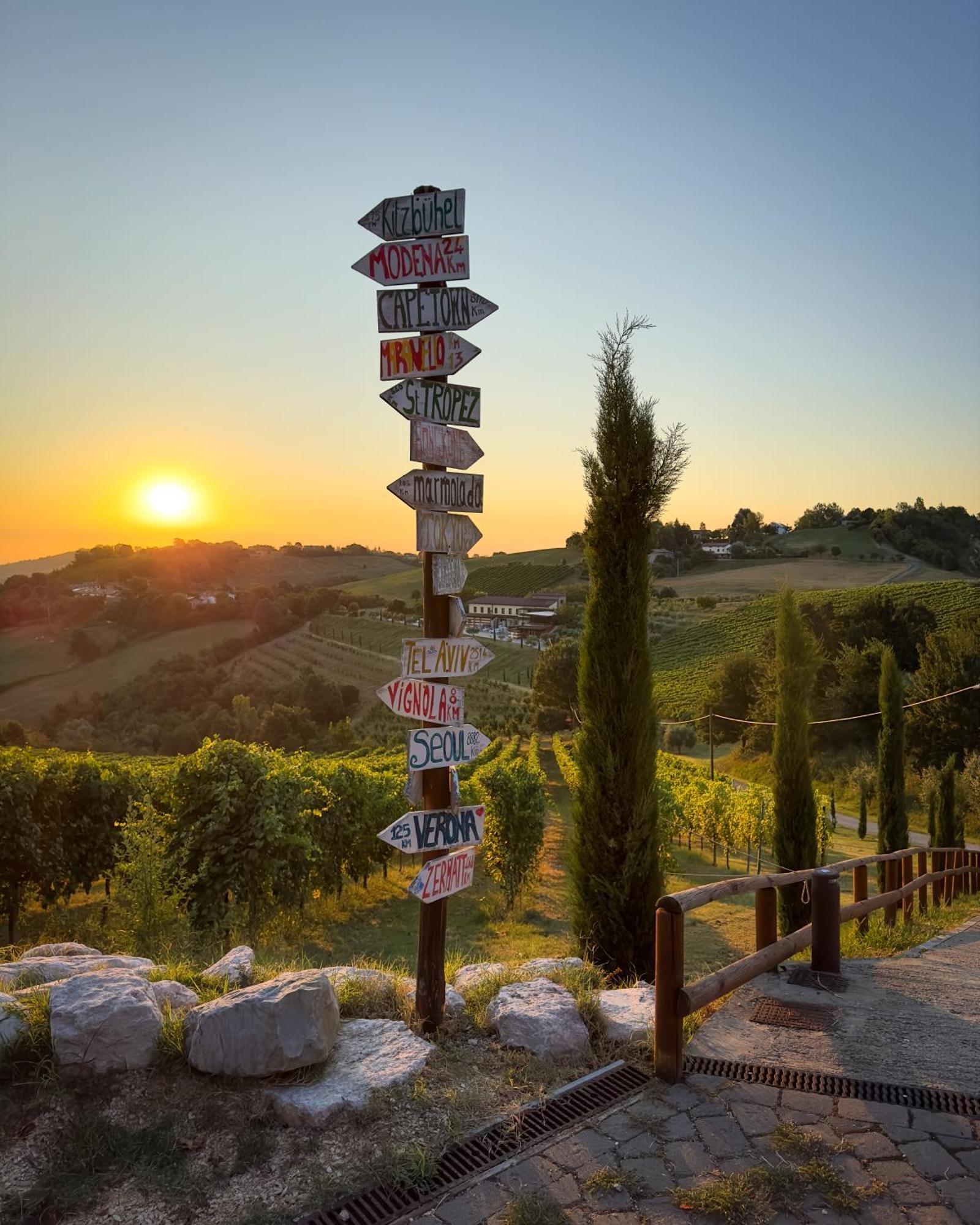 Agriturismo Acetaia Sereni Marano sul Panaro Екстер'єр фото