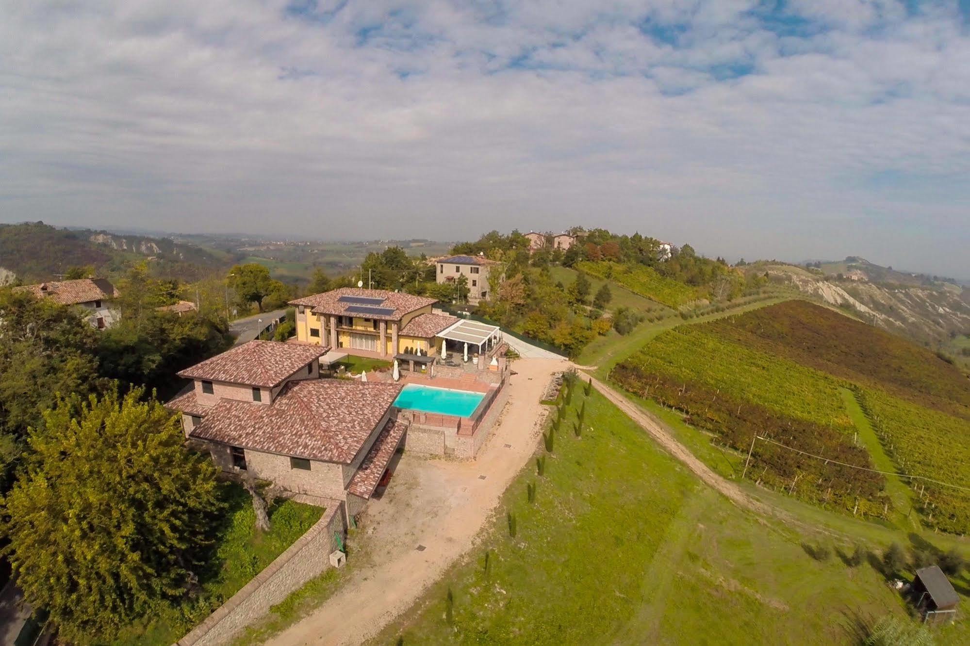 Agriturismo Acetaia Sereni Marano sul Panaro Екстер'єр фото